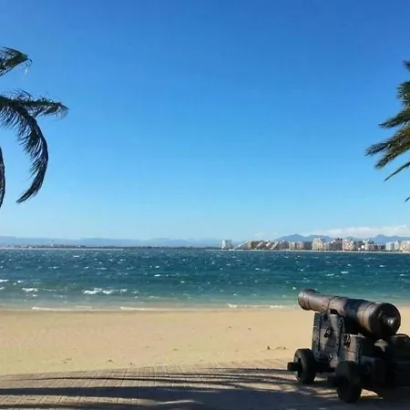 Apartamento Estudio Renovado Con Terraza A 200m De La Playa De + Parking Privado Y Climatización - Es-258-14 Rosas